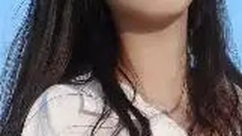 海信RGB-Mini LED电视亮相上海，球迷欢呼“观赛神器升级啦”！